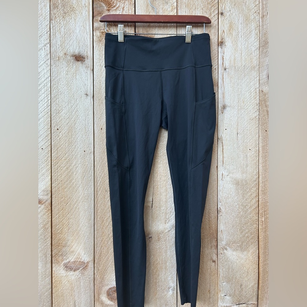 Lululemon Fast and Free Low Rise Legging “ inseam Black Size 6